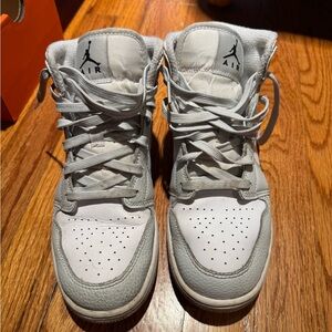 Kids Sneakers - White and Gray